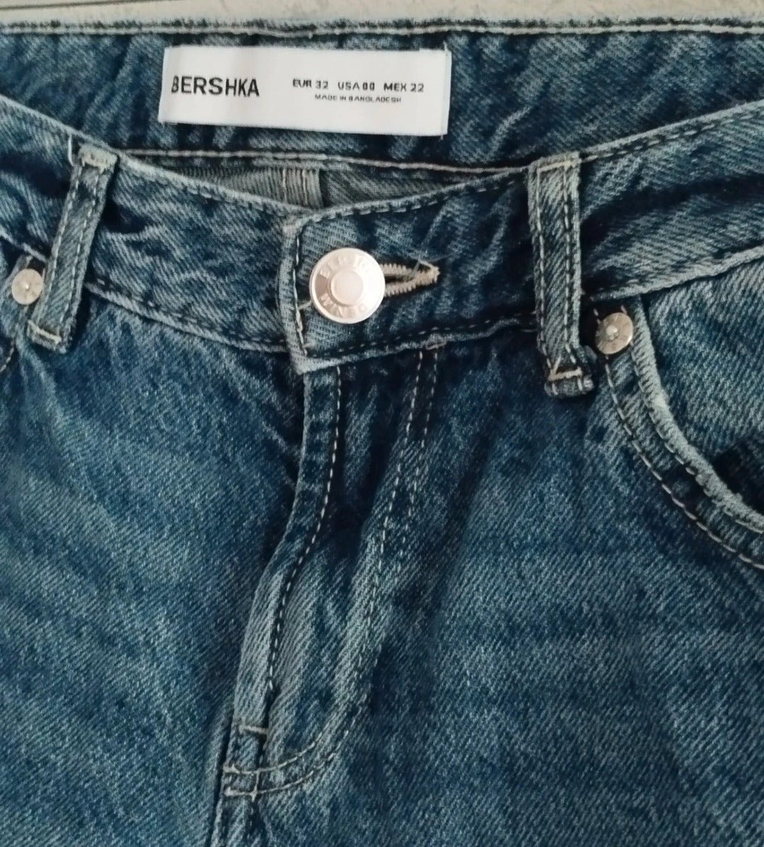 Réf 0066 - Seconde main - Jeans bleu foncé droit Bershka taille 32