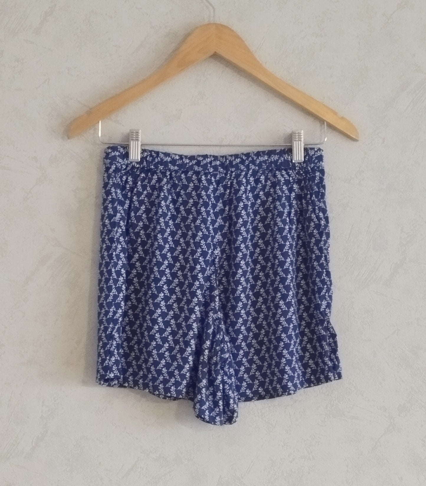Réf 0071 - Seconde main - Jupe short bleu fleurie Karl Marc John taille S