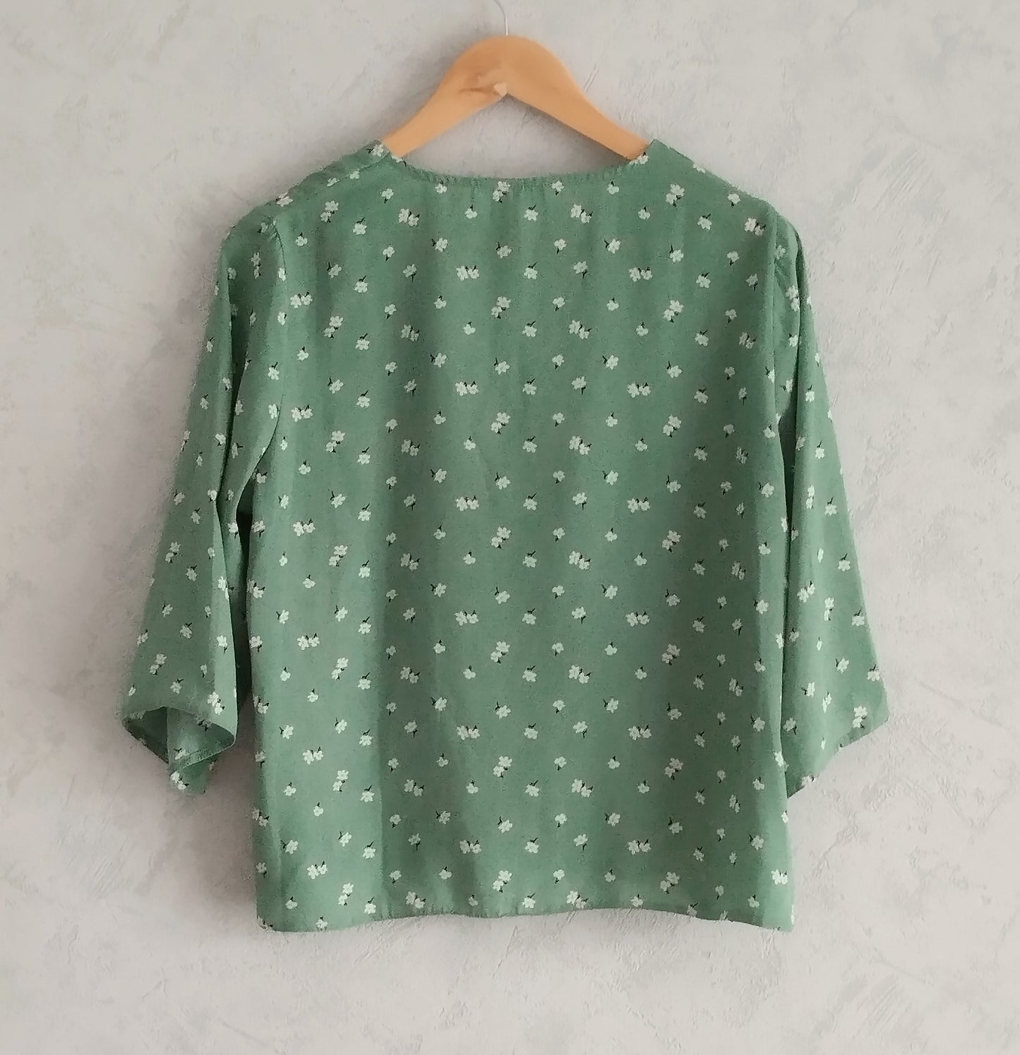 Réf 0069 - Seconde main - Blouse verte Lefties taille M